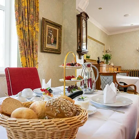 Hotel Boutiquehotel Schlosspalais 4*