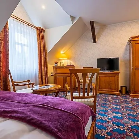 فندق Boutiquehotel Schlosspalais فيرنغروده