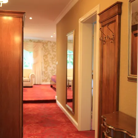 Boutiquehotel Schloßpalais 4*