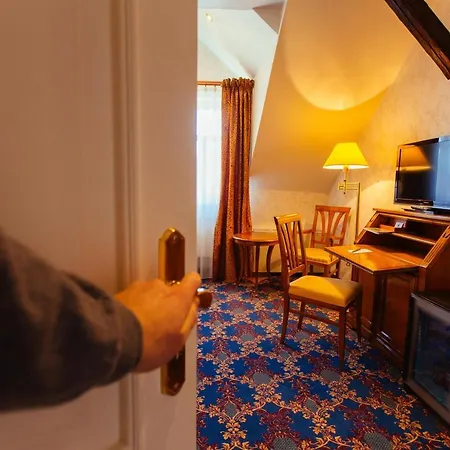 Boutiquehotel Schlosspalais 韦尼格罗德