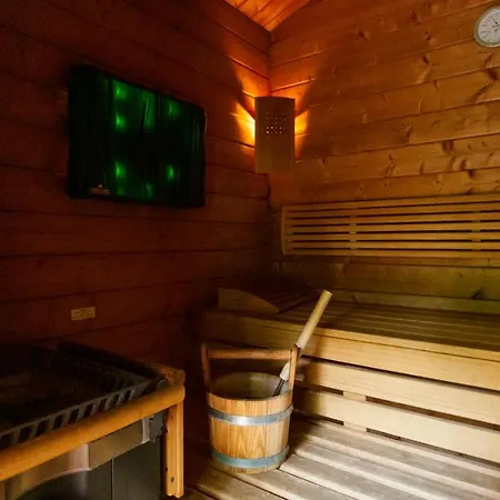 Boutiquehotel Schlosspalais 4* فيرنغروده
